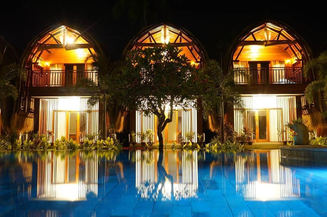 Aldi'S Bungalow Kuta  エクステリア 写真
